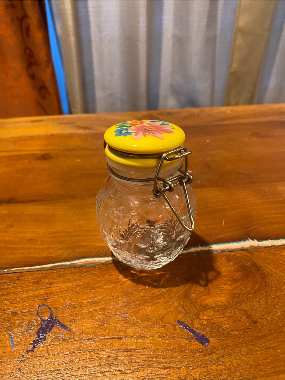 Spice Jar with Clamp Yellow Floral Lid- Pioneer Woman